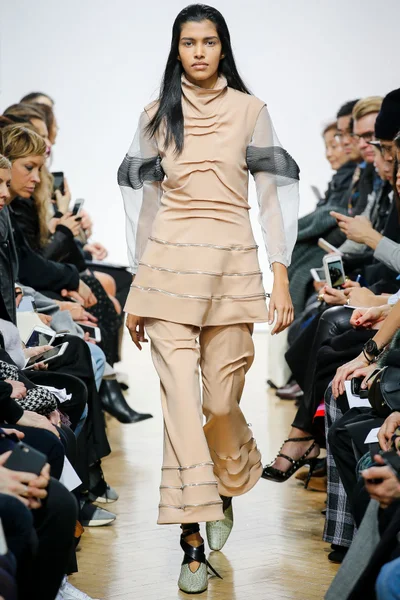 Look 31
